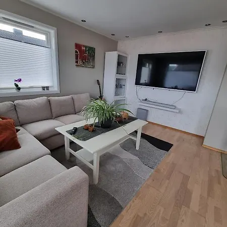 Private Guest In Cozy * Trondheim